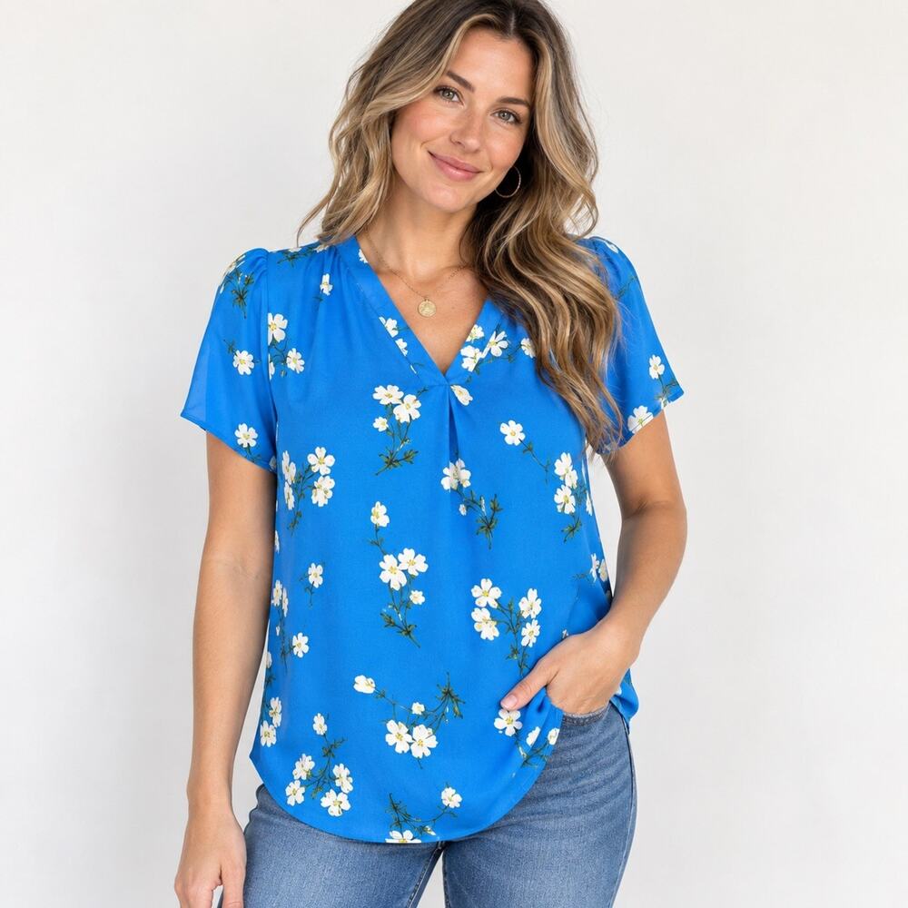 Hilary Radley Women M Blue Floral V Neck Short Sleeve Blouse Cottagecore
